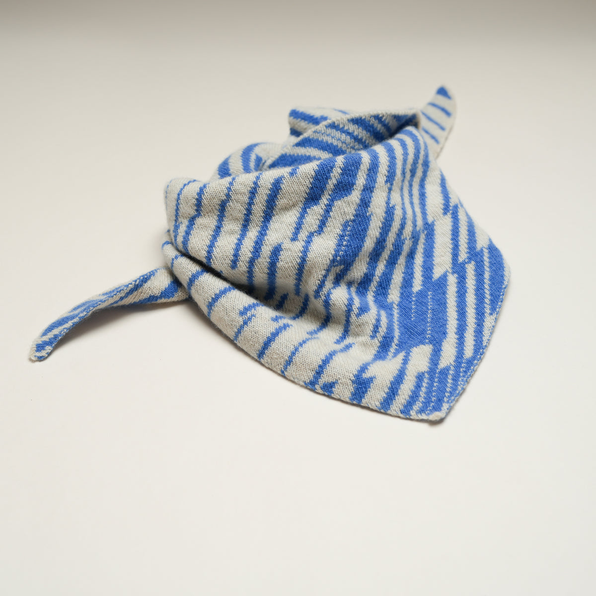Triangular Merino Lambswool Rain Scarf